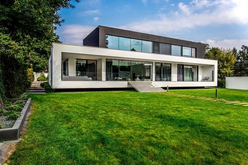 Okna aluminiowe: nowoczesny design, wytrzymałość i świetna izolacja w jednym systemie